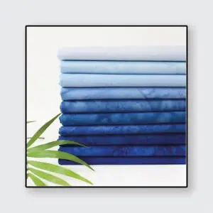 Lava Solids Tonal Fat Quarter Bundle Sky 10 Stück von Anthology Fabrics