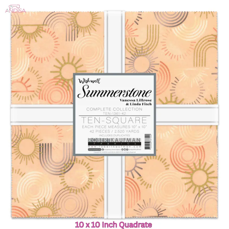 Stoffquadrate des „Wishwell Summerstone“ Ten Square von Robert Kaufman, mit sanften Pastelltönen und abstrakten Mustern, arrangiert auf weißem Hintergrund. Ein Stoffpaket mit 42 Stoffquadraten