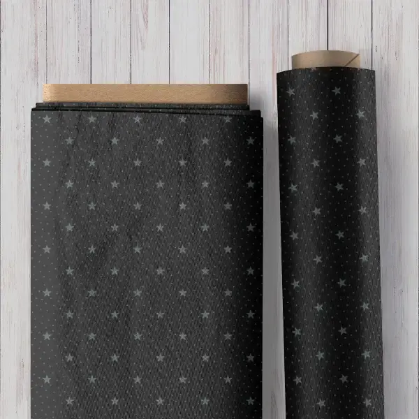 Quiltstoff Black on Black von Windham Fabrics als Stoffballen mit dezentem Sternenmuster in dunklen Schwarztönen